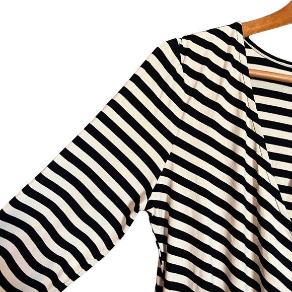 NWT! Banana republic v neck faux wrap top - Picture 8 of 8